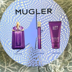 New…Mugler Alien Set.  No return, No exchange.  Zoom for size.